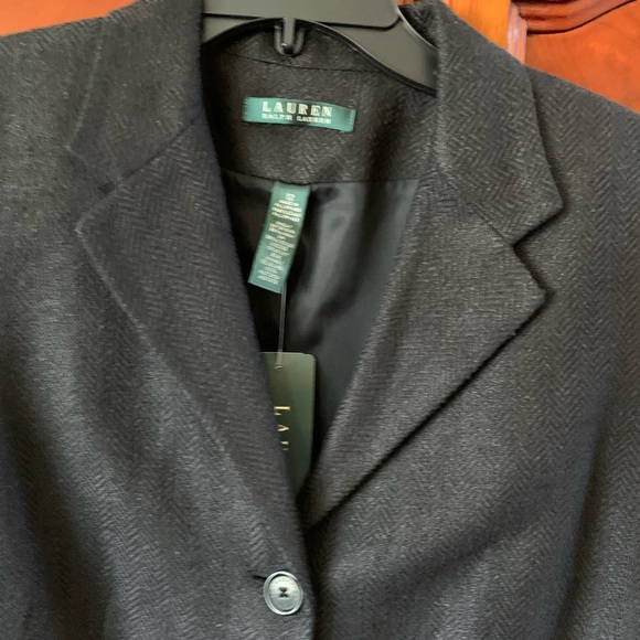 Jacket - Picture 2 of 5